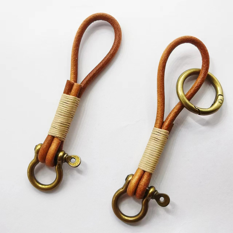 Vintage Fashion Ornaments - Leather Lanyard Hook Retro Cowhide Keychain