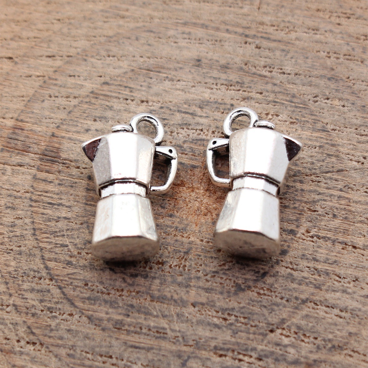 Vintage Fashion Stores - 20pcs 15x10x6.9mm(0.59x0.39x0.27inch) Antique Silver Color 3D