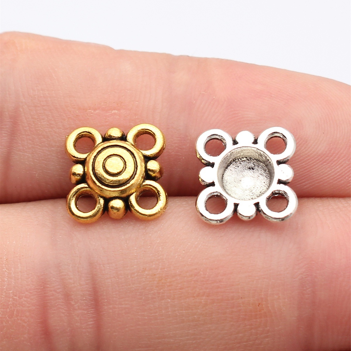 WYSIWYG 20pcs 15x15mm Antique  - огляд і ціна Vintage Fashion Stores