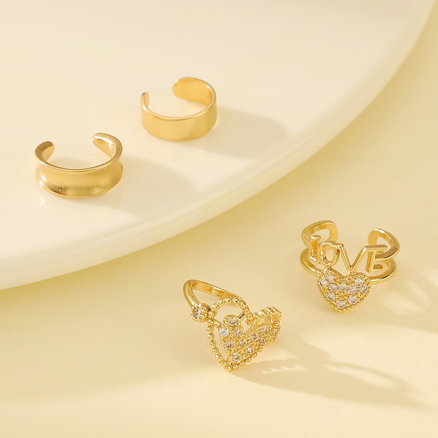 Korean Fashion Zircon Ear Clip - огляд і ціна Vintage Fashion Guild