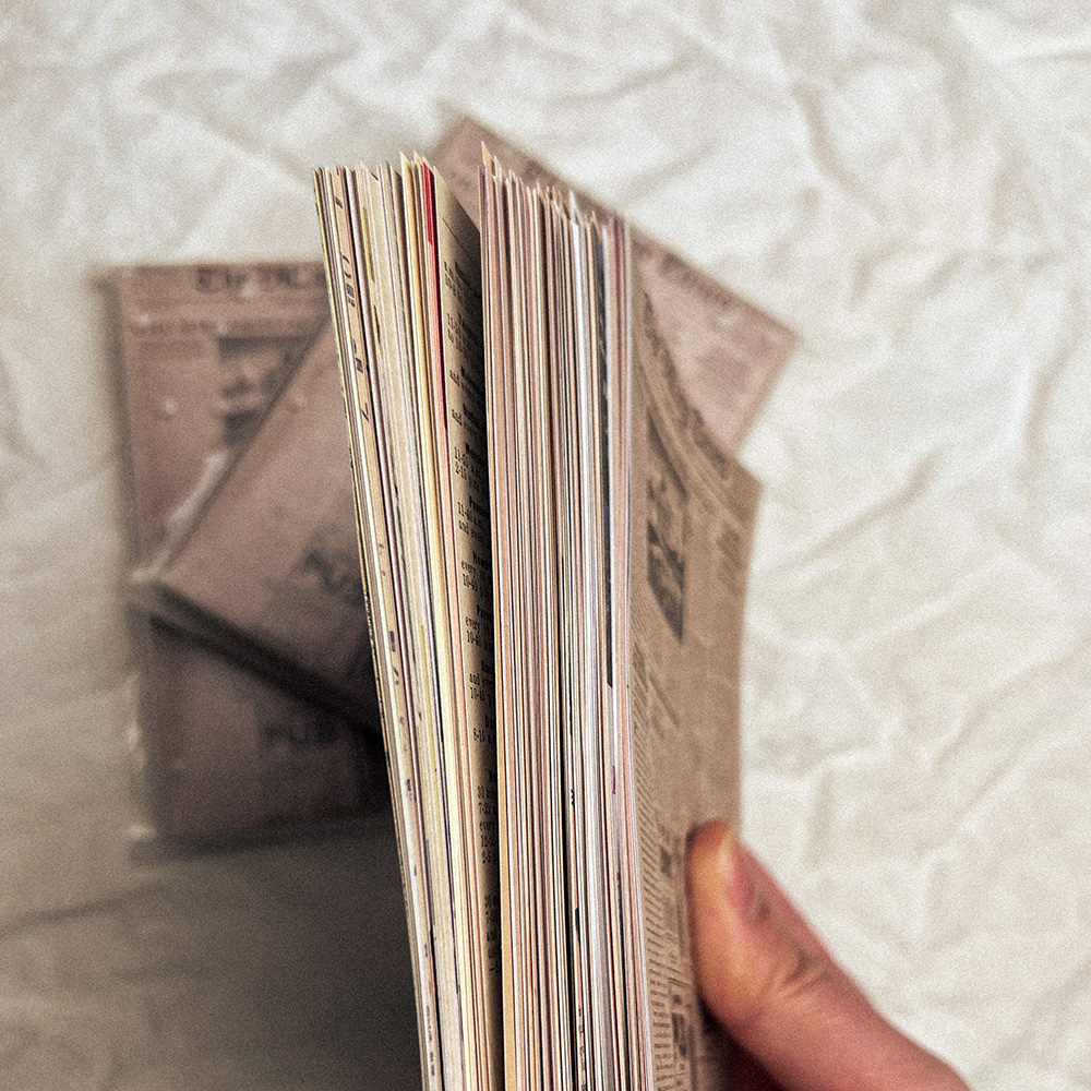 118Pcs Vintage Old Newspaper C - огляд і ціна Vintage Fashion Magazines