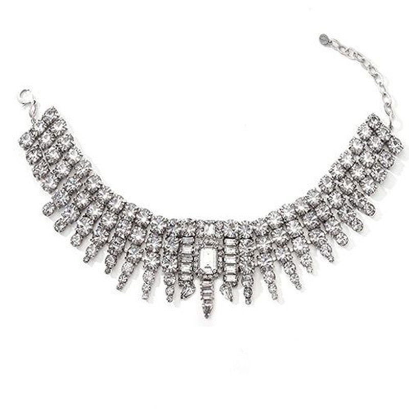Luxury Rhinestones Geometric M - огляд і ціна Vintage Fashion Queen