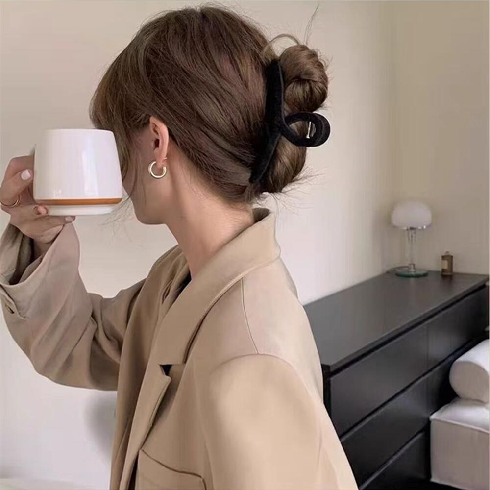 Autumn And Winter Vintage Hear - огляд і ціна Vintage Fashion Ornaments